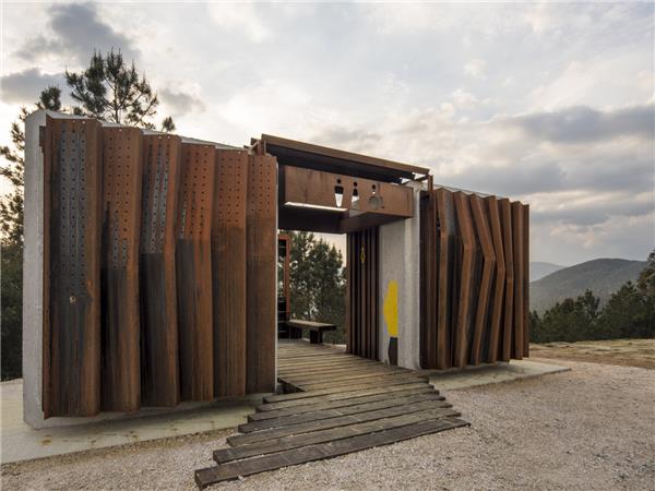 西班牙生态公共厕所Trado / MOL Arquitectura#小型公共建筑设计案例 #公共厕所建筑设计案例 #公厕建筑设计案例 