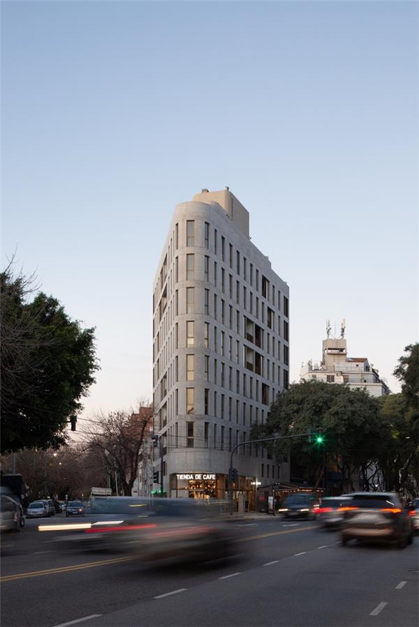 Balbin 4289 Ricci 公寓#(28平米小公寓装修图片)#(30平复式公寓装修图片)#(AAVPArchitecture)#(AntonioCitterioPatriciaViel)#(ArupAssociates)#(AtelierduPont)#(BaumschlagerEberleArchitekten)#(BernardKhouryDW5)#(Binghatti)#(CarazoArquitectura)#(ChristopheRousselle)#(CinoZucchiArchitetti)#(ColdefyAssociatesArchitectsUrbanPlanners图片不能另存)#(CreativeCrewsLtd)#(deklevagregoricarchitects)#(EckersleyOCallaghan)#(HeatherwickStudio)#(HenriquezPartnersArchitects)#(herisalliStudio)#(HypeStudio)#(MAD建筑事务所)#(MEMOLAESTUDIO)#(MosheSafdie)#(nicolaslaisnarchitectes)#(OMA)#(penda槃达中国)#(SomdoonArchitects)#(spatialpractice)#(StefanoBoeriArchitetti)#(StudioPrecht)#(UNStudio)#(ZahaHadidArchitects)#(滨海公寓)#(滨水公寓)#(彩色建筑)#(超现实主义公寓)#(多层公寓)#(多层住宅)#(方)#(方盒)#(方盒子)#(方建筑)#(方形建筑)#(高层城市住宅)#(高层公寓)#(高层建筑鸟瞰住宅)#(高层楼房)#(高层住宅)#(高层住宅建筑)#(高层住宅建筑方案)#(高层住宅设计)#(高层住宅现代)#(公建化立面洋房)#(公寓建筑)#(公寓立面)#(公寓楼)#(公寓平立剖)#(公寓设计)#(公寓室内)#(公寓外立面设计)#(公寓住宅外立面)#(公园)#(海边公寓)#(海滨公寓)#(韩国公寓)#(韩国住宅)#(花园住宅)#(集合住宅)#(简约风格)#(建筑设计)#(建筑综合体)#(酒店式公寓装修图片)#(居住建筑设计)#(居住建筑设计案例)#(居住区设计)#(老旧建筑改造更新)#(立面设计)#(绿植墙)#(秘鲁利马)#(摩天大楼)#(摩天楼)#(槃达建筑)#(漂亮的壁纸)#(青年公寓)#(竖直绿化)#(双子楼)#(水滨公寓)#(特色酒店)#(体块 体块 穿插)#(体块推敲)#(隈研吾建筑都市设计事务所)#(现代风格)#(现代高层住宅)#(小区高层楼房)#(小区规划住宅设计)#(小区住宅设计)#(小型居住区平面)#(沿海公寓)#(一起设计)#(游泳池)#(住宅)#(住宅公建化立面)#(住宅公寓楼)#(住宅架空层)#(住宅楼)#(住宅塔楼)#(著名住宅)#(40多平米公寓装修图片)#(ADEPT)#(alab)#(BIG)#(BreatheArchitecture)#(CFMllerArchitects)#(FJMTStudio)#(HALArchitects)#(loft单身公寓装修图片)#(MVRDV)#(OpenboxArchitects)#(PaulaSantosArquitectura)#(PietriArchitectes)#(Sasaki)#(SCDA)#(SPARK)#(StudioFarrisArchitects)#(StudioMK27)#(SubvertStudio)#(TVK)#(多层建筑)#(多层建筑设计)#(多层住宅建筑)#(高层建筑)#(高层建筑住宅鸟瞰)#(高层设计理念)#(高层住宅鸟瞰)#(高层住宅设计案例)#(公寓)#(公寓翻新改造)#(公寓景观)#(公寓楼外观)#(公寓平面)#(公寓住宅)#(公寓住宅楼)#(公寓住宅设计)#(拱形建筑)#(国际酒店)#(皇冠房地产集团)#(混合建筑)#(简约公寓)#(简约现代)#(建筑)#(精选高层住宅)#(酒店)#(居住)#(居住建筑)#(居住区)#(居住区案例)#(居住区平面)#(立面)#(让努维尔)#(商业综合体)#(设计)#(水边公寓)#(塔楼)#(陶瓷外墙)#(网红建筑)#(文化街道)#(屋顶设计)#(现代风格高层住宅)#(现代风格高层住宅立面)#(现代住宅立面高层)#(小区公寓)#(意欧雅建筑设计)#(住宅公寓)#(住宅建筑)#(住宅建筑设计)#(住宅建筑设计案例)#(住宅立面)#(住宅设计)#(住宅效果图)