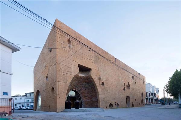 小米醋博物馆/张华作品#(AlvaroSiza)#(CarlosCastanheiraArchitects)#(CCDI)#(MVRDV)#(滨水建筑设计)#(博览园设计)#(博物馆建筑设计)#(博物馆景观设计)#(博物馆展览)#(博物馆展示设计)#(东南大学建筑设计研究院)#(公共建筑设计案例)#(汉中汉文化博览园)#(红砖建筑设计)#(混凝土)#(建筑)#(历史文化博物馆)#(民俗博物馆)#(上海日清建筑设计有限公司)#(设计)#(同济大学建筑设计研究院集团有限公司)#(文化博物馆)#(文化建筑)#(文化建筑设计案例)#(文化中心)#(文化主题博物馆)#(文化综合体)#(乡村博物馆)#(乡村生态博物馆)#(小型博物馆)#(宣纸博物馆)#(游客中心)#(运河博物馆)#(展馆)#(展览馆)#(展览建筑设计)#(展示设计博物馆)#(展示设计人文)#(展厅)#(中国版画博物馆)#(中国建筑西南设计研究院有限公司)#(中建西南院)#(中森设计ZSA)#(朱锫建筑设计事务所)#(DnA_DesignandArchitecture)#(MAD建筑事务所)#(MUDA慕达建筑)#(ZahaHadidArchitects)#(版画)#(博无馆)#(博物馆)#(博物馆建筑)#(博物馆建筑设计案例)#(博物馆景观)#(博物馆设计)#(博物馆效果图)#(城市更新)#(地标建筑)#(东南大学建筑运算与应用研究所)#(覆土建筑)#(覆土建筑设计)#(工业博物馆)#(公共建筑)#(公共建筑设计)#(公共文化空间)#(国家博物馆)#(杭州)#(纪念建筑设计)#(建筑设计)#(接待中心)#(考古博物馆)#(科技博物馆)#(老旧建筑改造更新)#(清华大学建筑设计研究院)#(人文建筑)#(日兴设计)#(天友设计)#(同济设计TJAD)#(铜金属外立面建筑设计)#(铜金属外墙建筑设计案例)#(文化)#(文化建筑设计)#(文旅项目)#(小展馆)#(艺术)#(艺术馆)#(抑菌铜板)#(展览空间)#(展示空间)#(直向建筑)#(中国大运河博物馆)#(中国美术学院风景建筑设计研究总院有限公司)#(朱小地工作室)#(筑境设计)