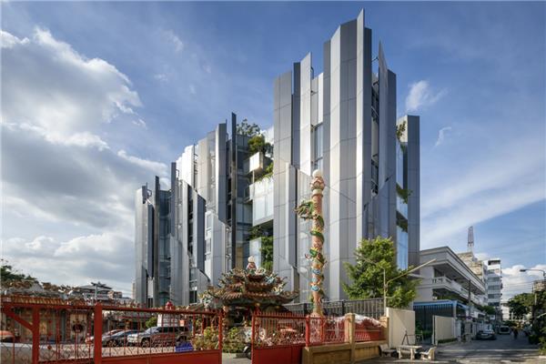 Suanphlu 办公室#(150NorthRiverside)#(175奥斯曼办公大楼)#(545wyn)#(ACPV)#(AlbinaYard办公楼)#(AntonioCitterio)#(ARKarchitecture)#(Baku商业办公综合体)#(bsr)#(CCDI悉地国际)#(cfmoller)#(CLOUDARCHITECTS)#(FosterPartners)#(Framework综合体)#(GMP)#(GN栖城设计)#(GoettschPartners)#(GoingEast)#(GoogleSpruceGoose)#(GP建筑设计公司)#(HadiTeheraniArchitects)#(HDI蜂巢办公楼)#(HeronTower办公楼)#(IDINArchitects)#(IdowuMartins)#(Ilham)#(ingenhovenarchitects)#(ITower)#(KPF)#(KSP)#(LEVERArchitecture)#(Microsoft大厦)#(MoorHouse办公楼)#(MVRDV)#(PALAZZOAPORTI办公楼)#(ParkAssociati)#(Partners)#(PCA)#(Redestudio)#(Rijnstraat8办公楼)#(SAOTA)#(SFC协信中心)#(TheMilestone多功能办公楼)#(Vista办公大楼)#(Yashar)#(巴西AQWA公司大楼)#(办公)#(办公大楼设计)#(办公大楼设计案例)#(办公建筑)#(办公建筑设计)#(办公景观)#(办公空间)#(办公空间景)#(办公楼)#(办公楼建筑设计)#(办公楼建筑设计案例)#(办公室)#(办公塔楼)#(编织)#(编织立面)#(玻璃立面办公)#(玻璃楼 写字楼)#(玻璃幕墙)#(超高层办公)#(创意立面)#(垂直城市)#(大玻璃建筑设计)#(大楼改造)#(低能耗空间)#(多层办公建筑)#(多层办公楼)#(多层玻璃幕墙)#(多层次商业办公建筑)#(多层建筑)#(多层立面)#(多功能建筑)#(俄罗斯)#(钢金属外立面建筑设计)#(高层)#(高层办公)#(高层办公建筑)#(高层办公建筑设计案例)#(高层城市综合体)#(高层建筑)#(高层写字楼建筑设计)#(工作室)#(国外办公建筑)#(哈特菲尔德综合楼)#(汉堡南部办公楼)#(红砖立面)#(混合功能建筑设计)#(嘉士伯中心办公楼)#(建筑)#(建筑办公楼)#(建筑改造)#(节能建筑)#(金属桶盖)#(金属外立面建筑设计)#(经济)#(竞赛方案)#(居住)#(居住建筑)#(开放式办公)#(可持续小建筑)#(老旧建筑改造)#(老旧建筑更新)#(砳建筑)#(贸易中心)#(模块化外墙)#(企业办公)#(企业总部大楼)#(日本)#(商办建筑)#(商务中心)#(商业办公建筑)#(商业建筑)#(商业建筑设计)#(商业建筑设计案例)#(商业建筑外立面设计)#(商业综合体)#(商业综合体项目案例)#(设计竞赛)#(数据中心)#(塔楼)#(塔式建筑设计)#(外观)#(物流枢纽)#(现代办公建筑)#(现代高层办公)#(小高层办公楼立面)#(小高层办公楼设计)#(写字楼案例)#(沿街办公楼)#(伊朗)#(艺术空间)#(异形建筑)#(住宅建筑设计案例)#(著名办公建筑案例分析)#(砖立面)#(综合办公楼)#(综合楼)#(综合体)#(总部办公大楼)#(总部大楼)#(租赁式办公楼)#(aedas)#(AIA奖)#(AIA荣誉奖)#(AntonioCitterioPatriciaViel)#(ArcherArchitects)#(atelierdupont)#(BatignollesN5办公楼)#(CBR水泥厂)#(Chiasmus)#(ConstantinBrodzki)#(CURIOSITY)#(DAAL)#(Foster)#(Gensler)#(Ilham大厦)#(INNOCAD)#(Leadenhall大厦)#(LESSARCHITECTS)#(MNPTower办公楼)#(OHA)#(OMA)#(PCASTREAM)#(PTEnvirotecIndonesia)#(ROHMArchitecten)#(Sandcrawler办公楼)#(SBF塔)#(ShayClearyArchitects)#(SPPARC)#(TCHOBANVOSSArchitekten)#(TheLink超高层办公楼)#(ToHa办公楼)#(U219商务中心)#(vynerstreet办公楼)#(ZGF)#(办公大楼)#(办公高层)#(办公建筑设计案例)#(办公空间设计)#(办公楼大门)#(办公楼分析)#(办公楼立面)#(办公楼设计)#(办公楼设计案例)#(办公设施)#(办公塔楼设计)#(办公综合体)#(办公综合体设计)#(本土设计研究中心)#(毕马威KPMG柏林总部办公楼)#(玻璃办公建筑)#(玻璃立面)#(玻璃楼写字楼)#(玻璃幕墙办公建筑)#(玻璃砖建筑设计)#(超高层)#(超高层建筑设计)#(城市更新)#(城市客厅)#(城市文化客厅)#(创新办公楼)#(创意建筑)#(大厦)#(地标)#(地标建筑)#(独立混合木构建筑设计)#(多层办公)#(多层写字楼)#(多功能建筑设计)#(翻新)#(富凯大厦)#(改造)#(钢金属外墙建筑设计案例)#(高层办公大楼)#(高层办公楼)#(高层建筑设计案例)#(工作空间)#(公共机构设施)#(公共建筑)#(共享办公大楼)#(环保建筑)#(混合用途建筑)#(混凝土建筑设计)#(获奖作品)#(集团总部大楼)#(建筑设计)#(建筑综合体)#(交易中心)#(解构)#(金斯威大厦)#(金属外墙建筑设计)#(经济发展)#(竞赛)#(竞赛项目)#(居住建筑设计)#(居住建筑设计案例)#(居住空间)#(卡塔尔多哈超高层办公楼)#(康斯坦丁布罗兹基)#(老旧建筑改造更新)#(老项目改造)#(立面改造)#(临水办公楼)#(绿色建筑)#(绿色建筑设计)#(罗杰斯建筑事务所)#(马栏山)#(美国建筑师协会获奖作品)#(模块化)#(摩天大楼)#(慕尼黑Nove办公楼)#(耐候钢)#(纽约世贸中心3号大厦)#(企业总部)#(汽车展厅)#(塞恩斯伯里JSainsburyplc办公楼)#(三星大厦)#(商办综合体)#(商业)#(商业办公)#(商业办公楼)#(商业改造)#(商业空间设计)#(商业项目)#(商业综合体建筑设计案例)#(圣彼得堡)#(室内设计)#(水晶玻璃砖)#(微软公司办公楼)#(文化建筑设计)#(武重义建筑事务所)#(现代风格办公楼)#(写字办公楼)#(写字楼)#(写字楼大门)#(写字楼设计案例)#(沿街办公建筑)#(艺术中心)#(住宅)#(住宅公寓楼)#(柱框架)#(综合建筑)#(总部办公)