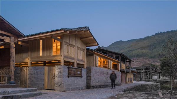 上坪古村复兴计划之杨家学堂篇#(CCDI卝智室内设计)#(玻璃砖建筑设计)#(餐饮空间设计)#(茶室)#(车库)#(城市更新)#(村史馆)#(独立住宅设计)#(反几建筑)#(改造)#(更新)#(光盒)#(环境改造)#(既有建筑改造)#(建筑改造设计)#(建筑设计)#(景观设计)#(酒店建筑立面设计)#(居住建筑设计)#(空斗砖墙)#(老房子改造)#(老旧改造)#(老旧建筑改造更新)#(老项目改造)#(历史建筑保护更新)#(立面改造)#(镂空花格墙)#(商业建筑立面改造)#(四合院)#(文本)#(乡村振兴)#(乡村住宅设计)#(乡建项目设计)#(新旧建筑)#(樱桃木)#(园区改造)#(展览空间)#(直向建筑VectorArchitects)#(住宅)#(砖混结构建筑)#(厂区改造)#(城市规划)#(村民中心)#(独栋住宅设计)#(峨眉山)#(改造项目)#(功能置换)#(混凝土)#(建筑)#(建筑改造)#(建筑改造案列)#(建筑设计改造)#(江苏省城镇与乡村规划设计院)#(酒店)#(旧建筑改造)#(老建筑改造)#(蘑菇云建筑设计咨询上海有限公司)#(气象站)#(商业建筑)#(商业建筑立面改造设计)#(商业建筑设计)#(商业设施)#(商业综合体建筑设计)#(是所设计SHISUOdesign)#(停车场)#(停车库)#(同济原作设计工作室)#(乡村建筑设计)#(修缮)#(展厅)#(住宅建筑设计)