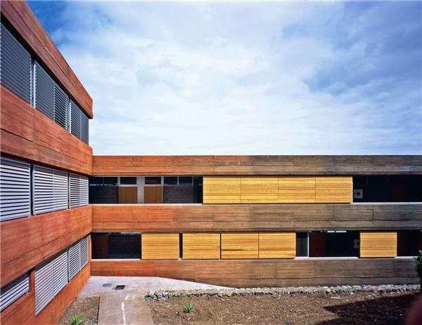 Rafael Arozarena高中-建筑设计_415372