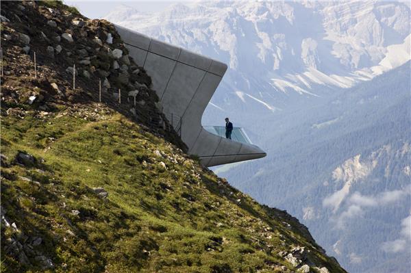 梅斯纳尔山皇冠博物馆(Messner Mountain Museum)