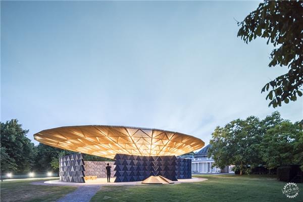 Ilham画廊#(BranchStudioArchitects)#(LEFTArchitects)#(公共建筑)#(美术)#(美术馆)#(人文建筑)#(小型建筑)#(艺术馆)#(画廊)#(建筑)#(扩建)#(美术馆建筑)#(人文)#(设计)#(文化建筑)#(小型)#(展览馆)#(展示馆)