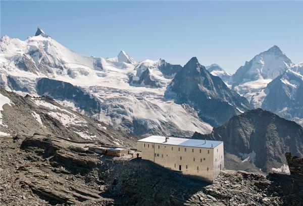 Tracuit山间小屋 Tracuit Mountain Hu#山地建筑 #建筑 #建构 