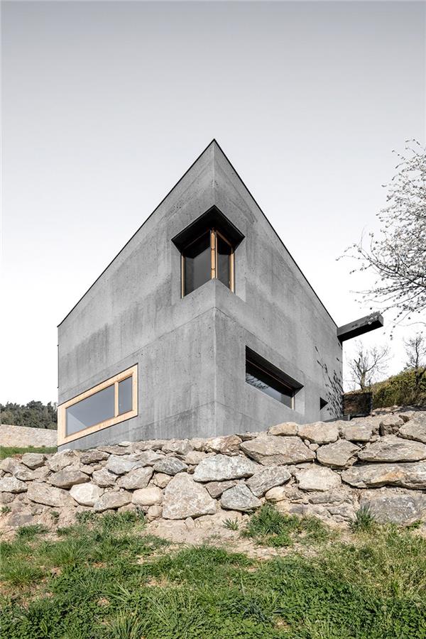 与风景共息，与自然共存的生态住宅，意大利 / Architekt Andreas Gruber_3814439