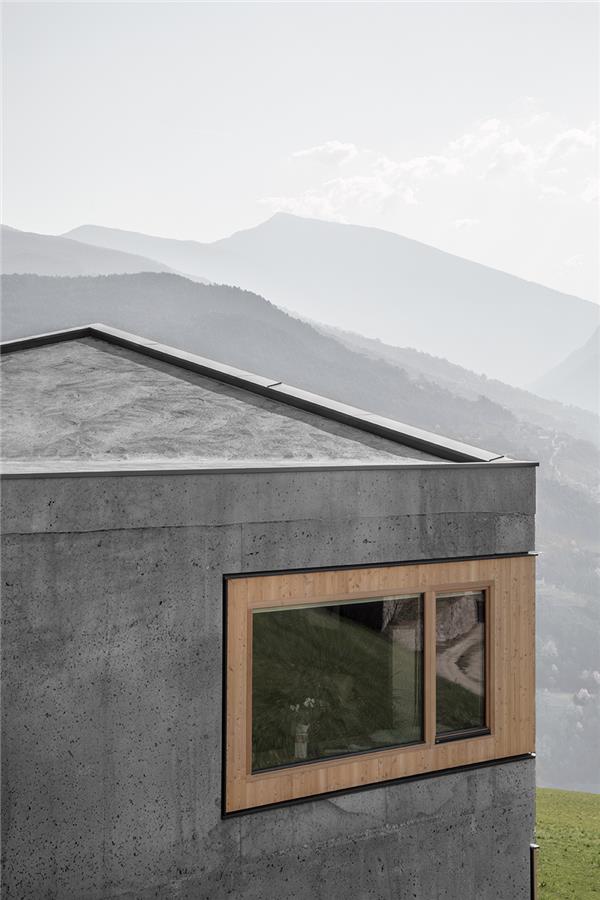 与风景共息，与自然共存的生态住宅，意大利 / Architekt Andreas Gruber_3814439