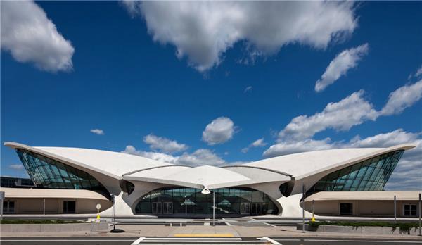 世界上最时髦的航站楼消失了……#环球航空航站楼 #埃罗·萨利宁 #EeroSaarinen 