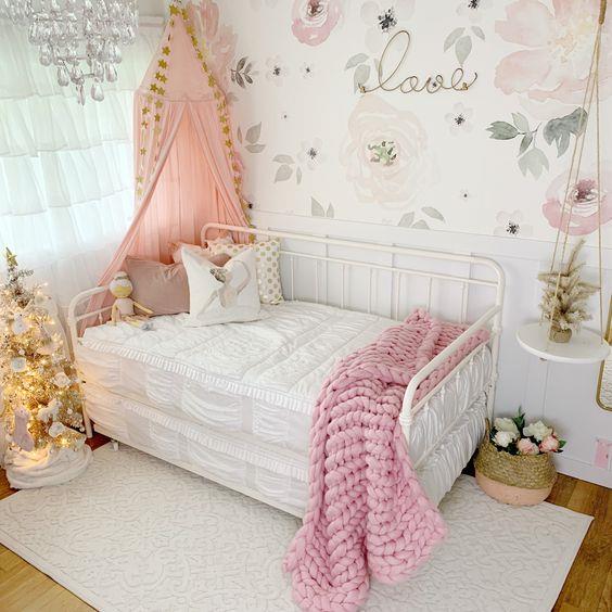 女生卧室中的床幔设计_487530