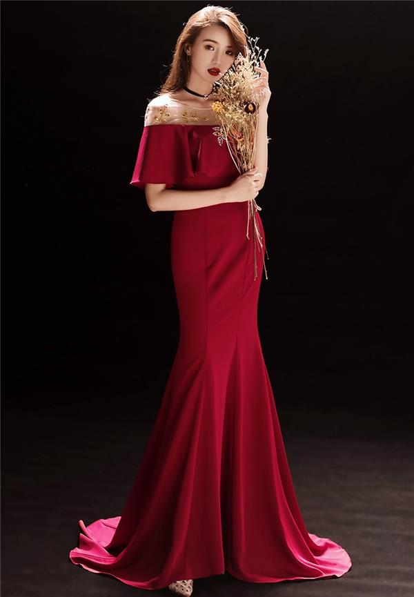 敬酒服新娘冬季酒红色结婚礼服裙平时可穿小个子长袖_565512
