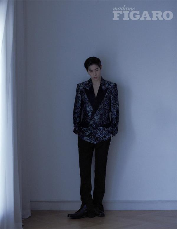 MadameFigaro X 滑板少年路#(figaro封面故事)#(figaro衣橱)#(段宜恩封面)#(高级感网格单品)#(可爱)#(恋爱氛围)#(五月刊)#(MadameFigaro)#(MadameFigaroMode封面)#(前卫)#(时尚)#(网格元素)#(星星图案)#(张艺兴暗黑大片)#(张艺兴费加罗封面)#(张艺兴高清壁纸手机)#(张艺兴高清无水印壁纸)#(张艺兴镂空装造型)
