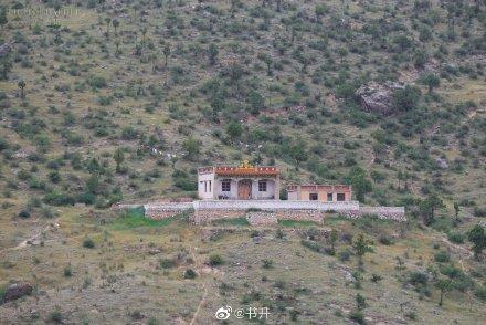 内蒙古自治区阿拉善地区贺兰山广宗寺旅游景点_701484