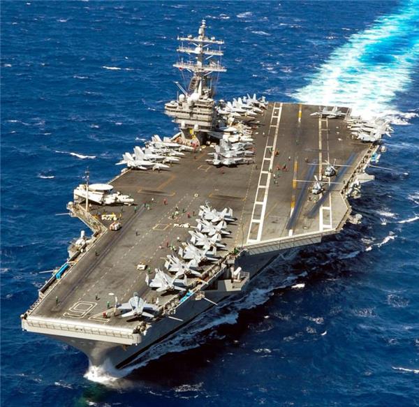 CVN-76RonaldReagan“里根”号核动力航空母舰