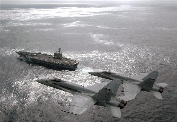 CVN-76RonaldReagan“里根”号核动力航空母舰