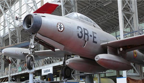 F-84战斗机（绰号：“雷电喷气”Thunderjet）