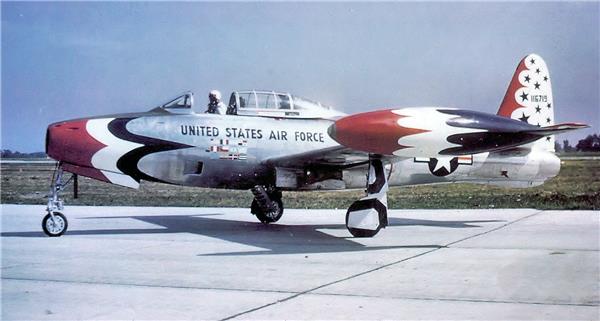 F-84战斗机（绰号：“雷电喷气”Thunderjet）