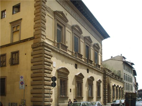 Palazzo Pandolfini，佛罗伦萨，拉斐尔#(文艺复兴建筑)#(门柱造型)#(文艺复兴)#(造型柱)