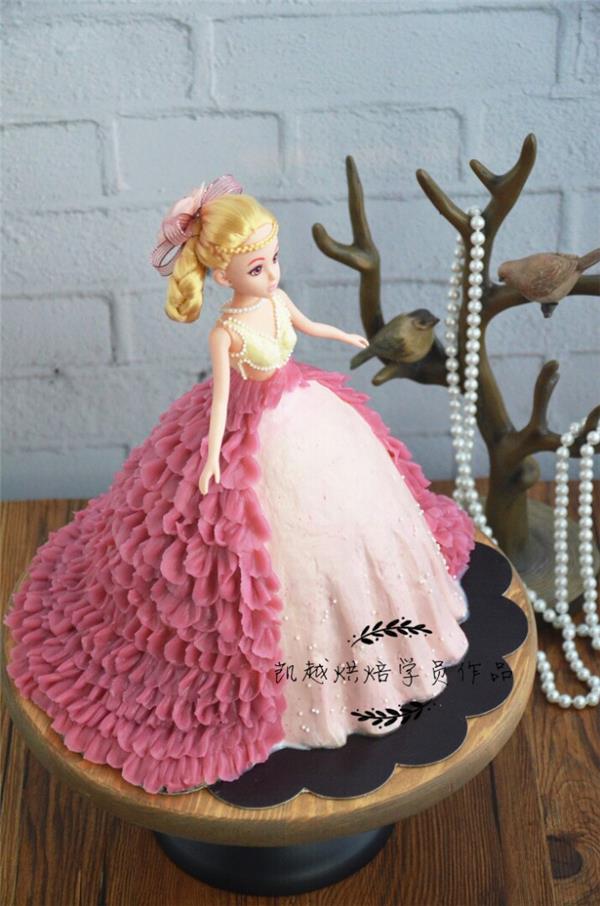 芭比娃娃蛋糕图片_3156381