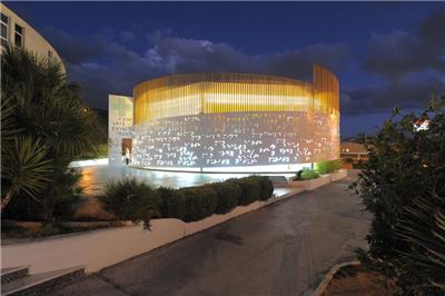 “安慰剂”药房 / KLab architecture