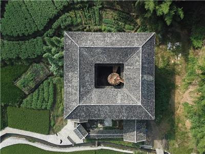 福建土楼改造-儿童学校  / 城村架构