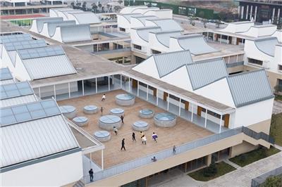 青衣江路小学校