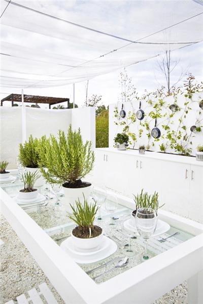 西班牙的植物屋顶花园项目In_House