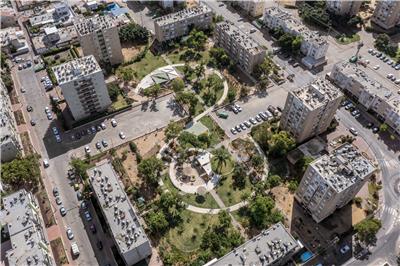 以色列塔沃尔公园：从独立的社区庭院到社区花园 / BO Landscape Architecture