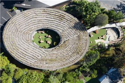 鸮鹦鹉溪幼儿学习中心 / Collingridge And Smith Architects
