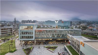 秘鲁利马大学总体规划与学生活动健身中心 / Sasaki Associates
