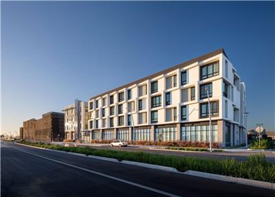 老年人经济适用房社区：阿拉米达角的海盗公寓 / KTGY Architecture＋Planning