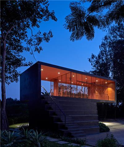 印度水滨俱乐部，发展中的农村社区探索 / Abin Design Studio