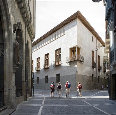 西班牙旧建筑改造 Casa del Condestable