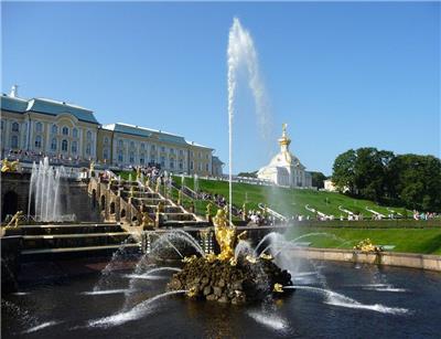 参孙喷泉（Samson Fountain at Peterhof Palace）