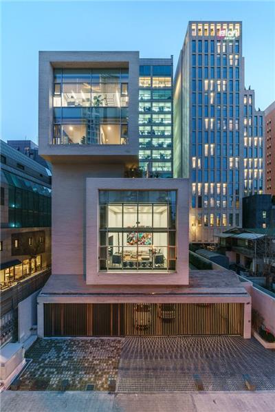 WAP艺术空间 / Davide，Macullo