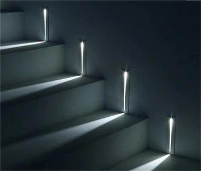 楼梯灯光照明