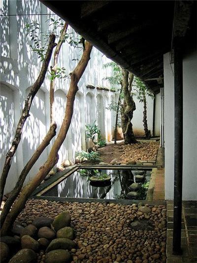 下沉式庭院